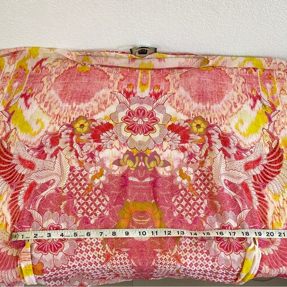 Roberto Cavalli Silk Floral Print poncho Blouse - Picture 7 of 16